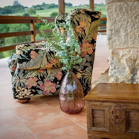 Mina Nai, بيت للعطل