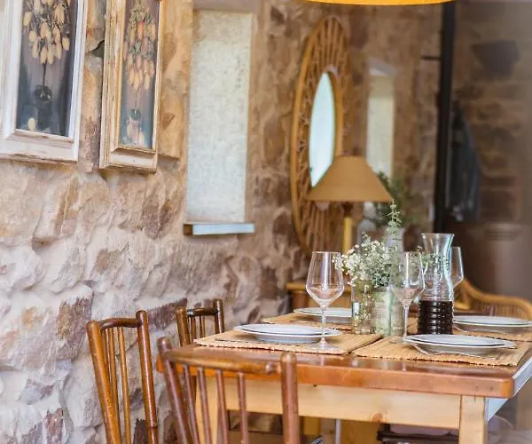 Mina Nai, בית נופש Lalín